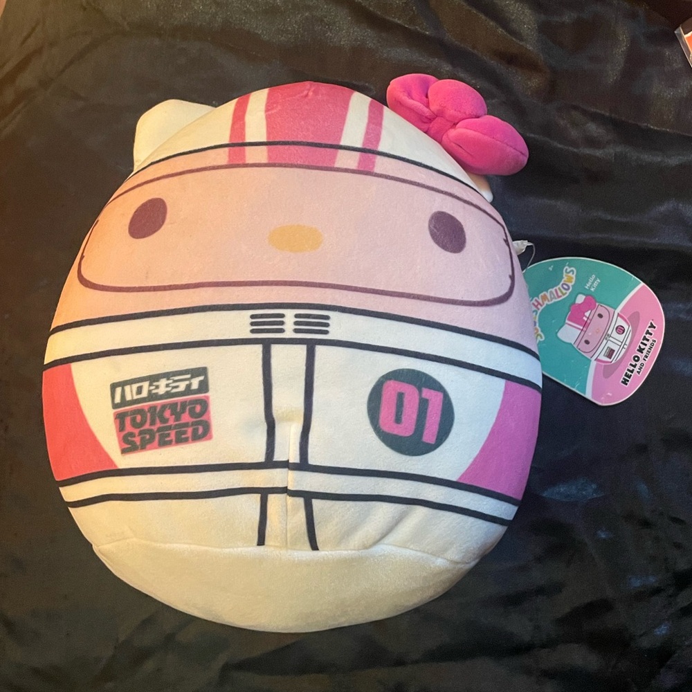 NWT 2023 HELLO KITTY X SQUISHMALLOWS TOKYO SPEED HELLO KITTY
